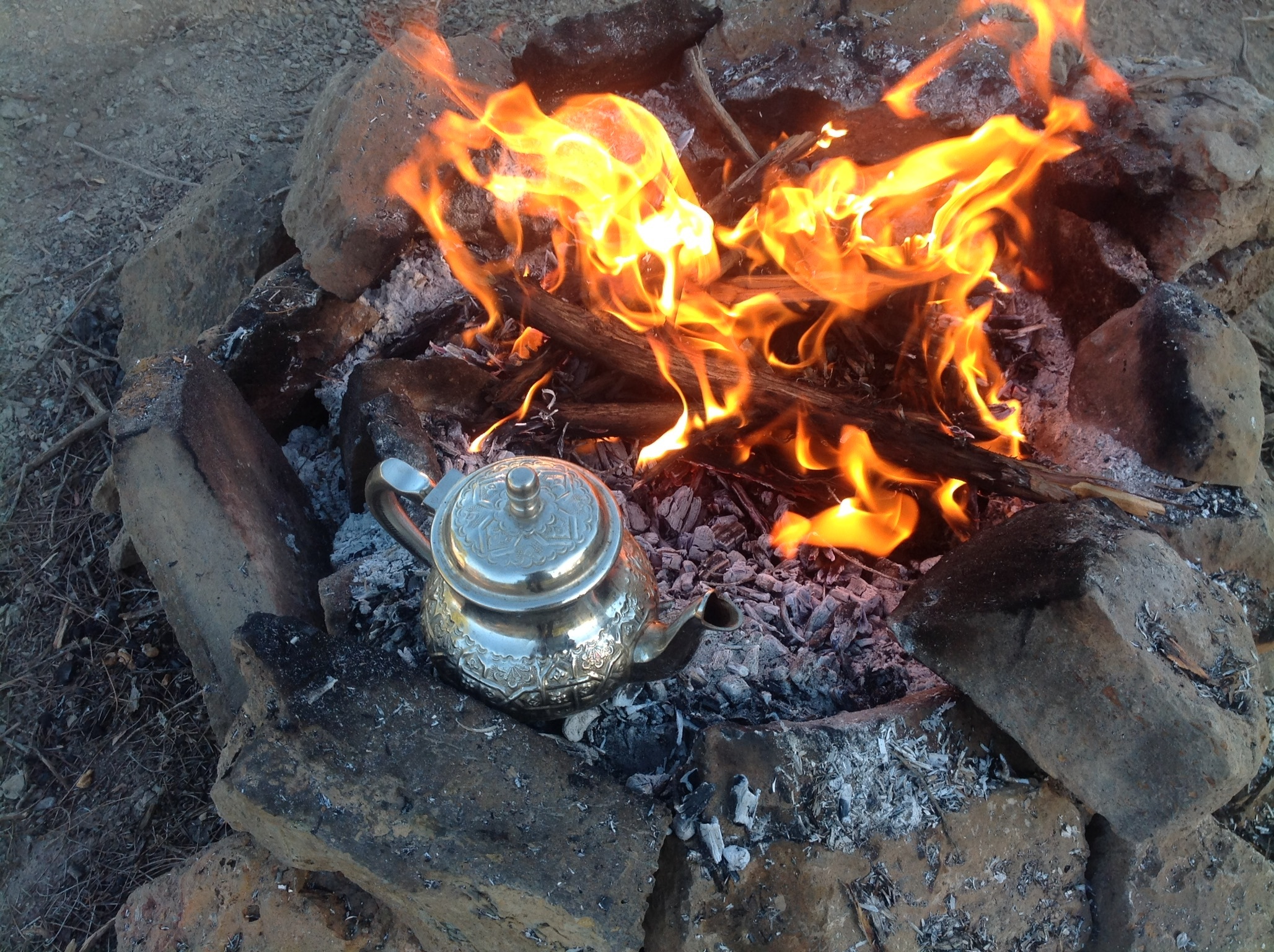 Teapot on thuja coals, evening at Assif Melloul gorge